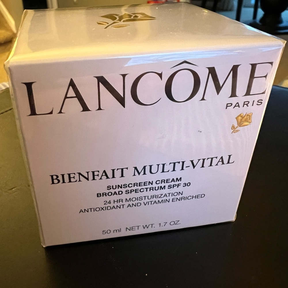Lancôme Bienfait Multi-Vital Sunscreen Cream SPF 30